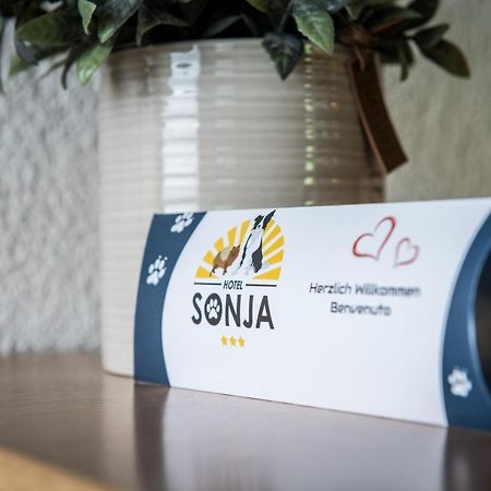 Hotel Sonja Cadipietra Εξωτερικό φωτογραφία
